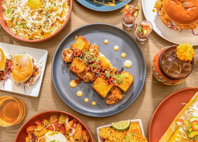 19 Restaurant & Bar